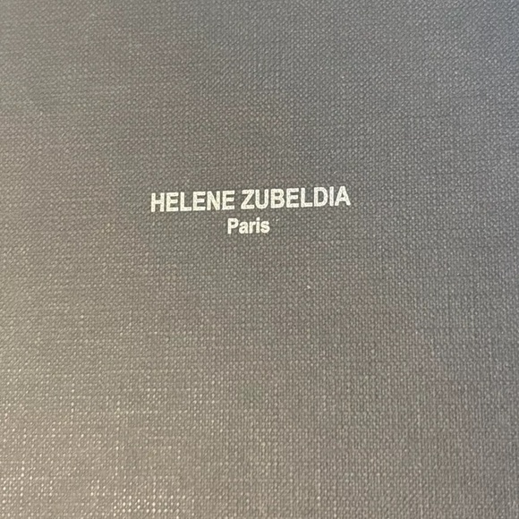 One of a Kind Helen Zubelda Paris Statement Green Emerald Crystal Necklace. - Picture 10 of 10